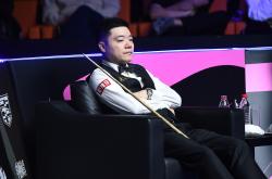 雷速体育app-英国选手表现出色，收获双料冠军