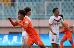 雷速体育网页版-包含贵阳队奋力反击，冲刺最后晋级机会的词条