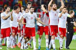 雷速体育比分官网直播-欧预赛：希腊突降科索沃，小组形势险恶的简单介绍