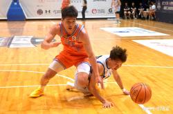 雷速体育下载-福建队员状态正佳，备战八强比赛的简单介绍