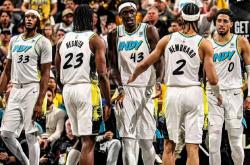 雷速体育直播官网-尼克斯队球员均衡发挥，组织严密