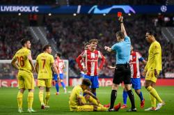 雷速体育官方-LGD力克BRO，Xiaohu成为全场焦点小组赛3:0（巴黎）