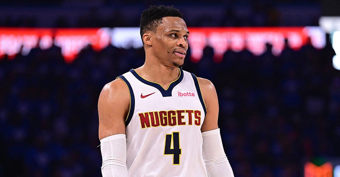 包含热火逆转雄鹿，威斯布鲁克打破历史纪录的词条